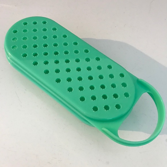 Tupperware Cheese Grater Keeper